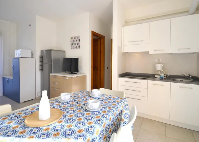 Villaggio Loriana Апартаменты *