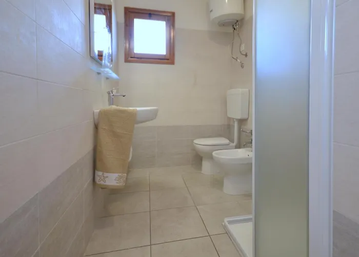 דירה Villaggio Loriana ביביונה