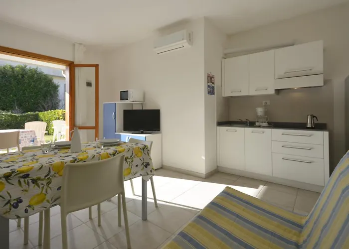 Villaggio Loriana ביביונה